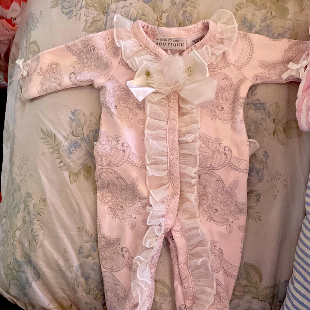 Boutique newborn outfit